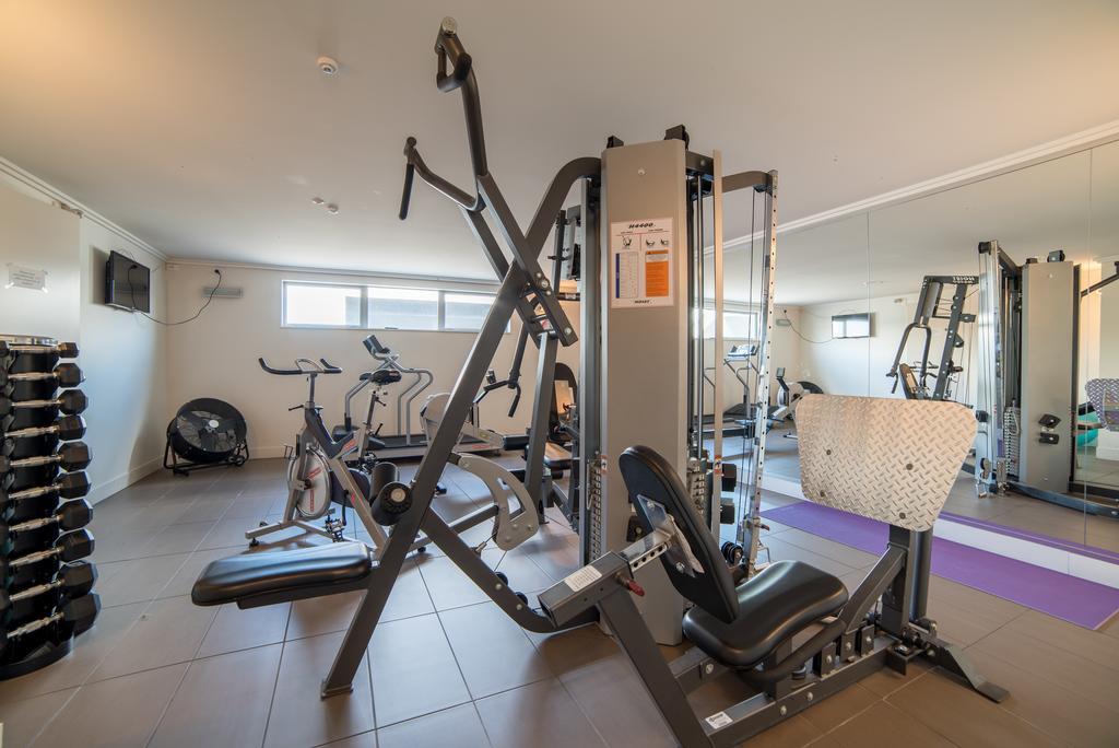 Sacred Waters Taupo Aparthotel Bagian luar foto A typical gym